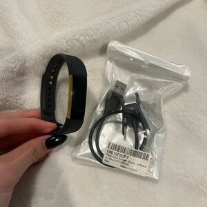 Fitbit Alta w/ charger